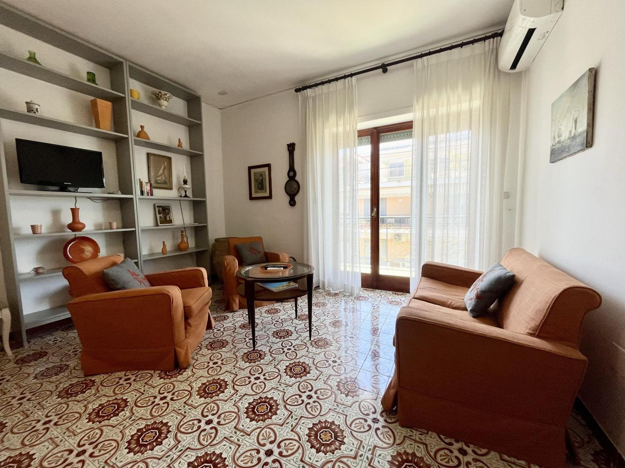 Bright 3 Bedrooms With Seaview Balcony Apartamento