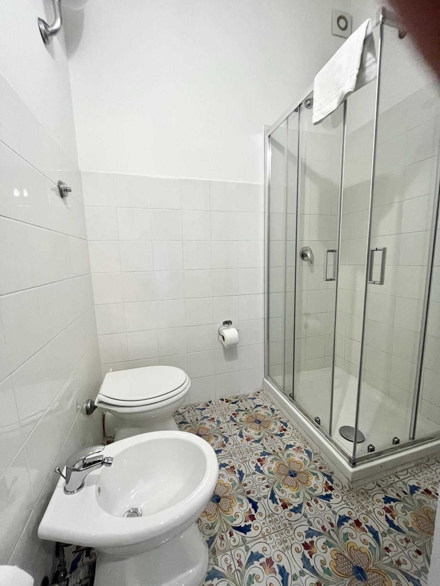 Bright 3 Bedrooms With Seaview Balcony * Península Sorrentina